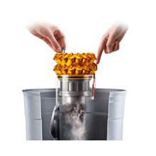 DC47 Hygienic bin emptying