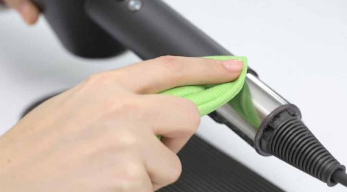 Wiping the filter with a cloth