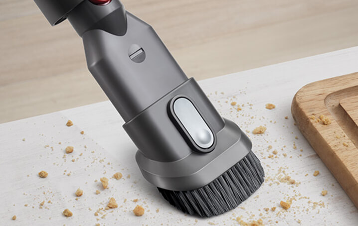 The Dyson V8 Fluffy cordless vacuum cleaner | Dyson Shop